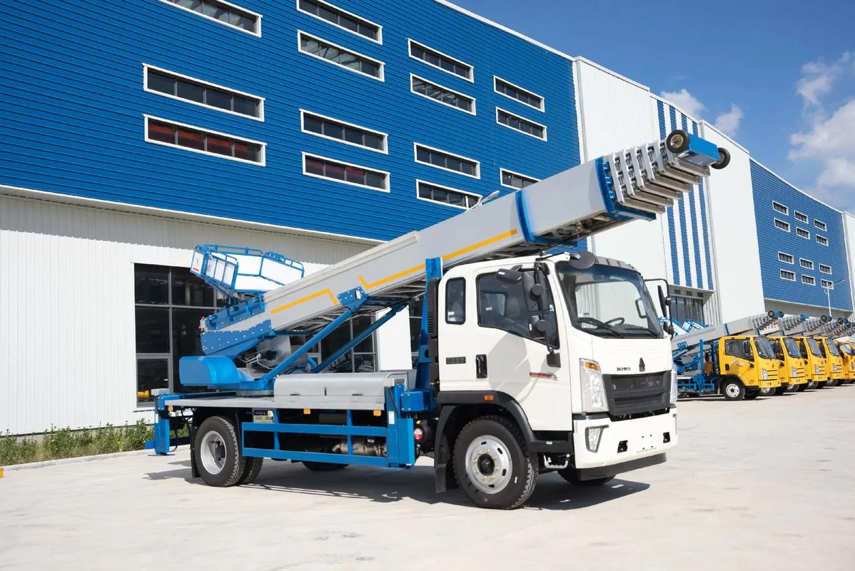 宁波江北出租云梯车高空作业车 建筑垃圾搬运